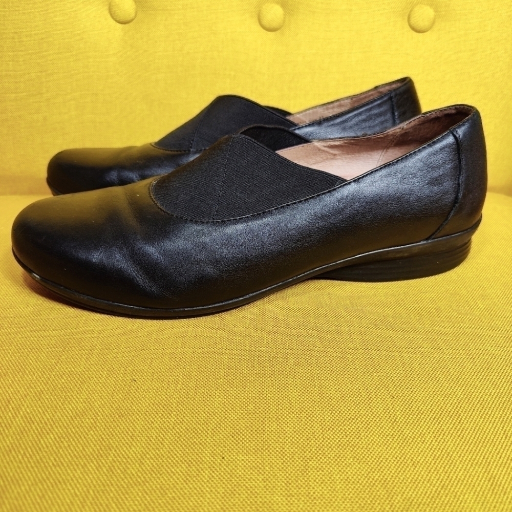 Dansko Ann Black Leather Slip On Flats Women's Shoes Size 10.5-11